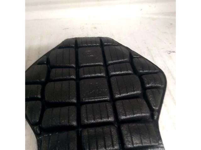 KUSHITANI
CE
Back protector