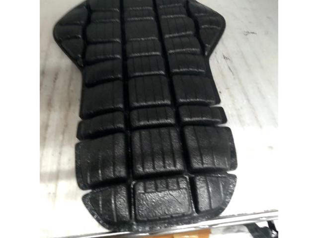 KUSHITANI
CE
Back protector