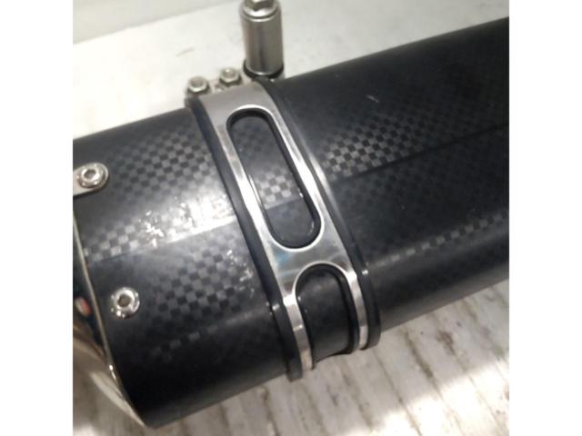 3 YOSHIMURA
R-77S
Slip-on cyclone