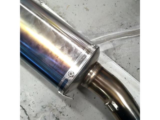9YOSHIMURA
Slip-On
Tri-Oval Cyclone
The out two
2 end
EXPORT
SPEC