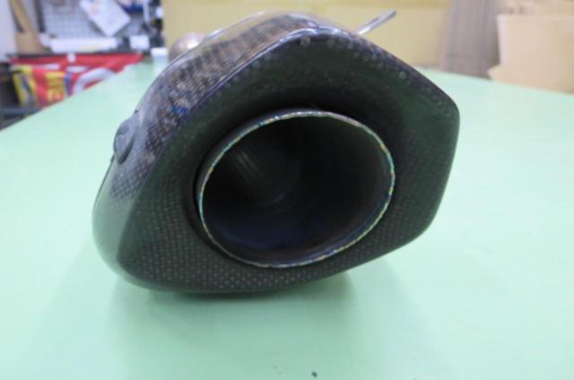 AKRAPOVIC Titanium Silencer
ZX-10R ('15) Remove