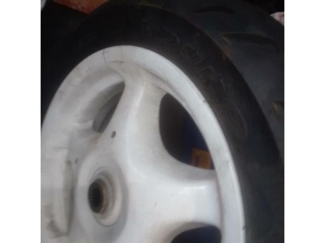 YAMAHA genuine rear wheel
Majesty 125 year unknown