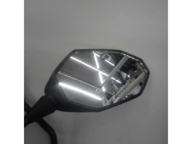 Unknown Manufacturer
Mirror left right set
Both 10mm bolts are reverse threaded.