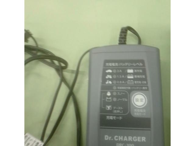 セルスター バッテリー充電器 12V DRC300 
