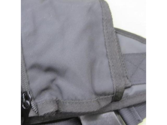 Doppelgerger
West bag
Size 24/18cm