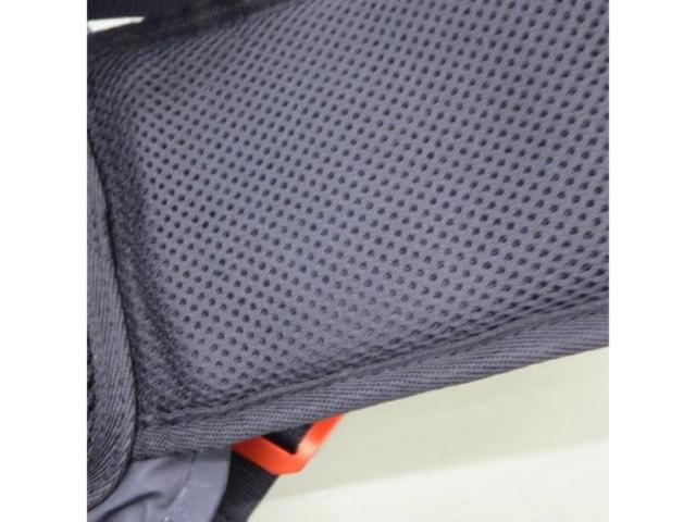 Doppelgerger
West bag
Size 24/18cm