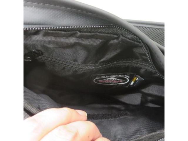 KUSHITANI
Shoulder bag
Total length 36cm