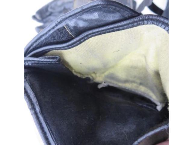 KUSHITANIGPR Gloves
Size unknown
About LL size
There repair
