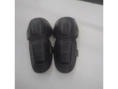 KOMINE elbow protectors
1