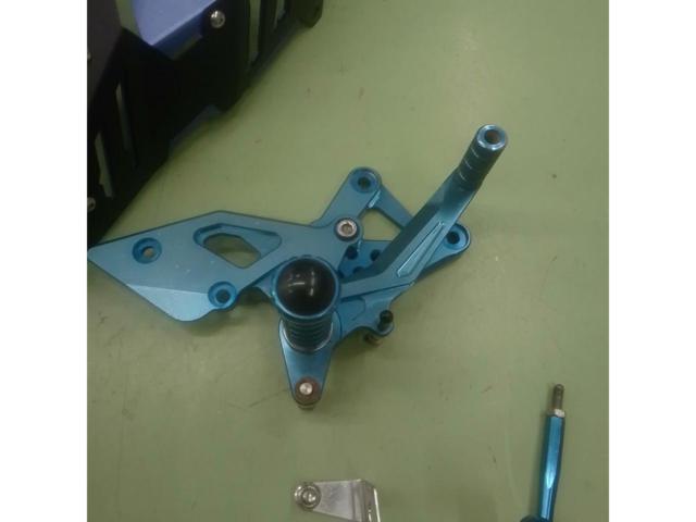 Unknown Manufacturer
4 position back step kit
YZF-R25
2015 Removal