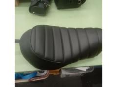 Unknown Manufacturer
Custom seat for XL883/1200
2018 year off type