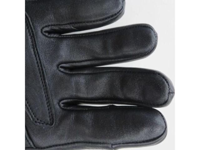 Rosso
StyleLab
Leather Gloves
Size L