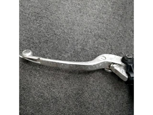 KAWASAKI
Kawasaki genuine brake master cylinder
5/8
Removed from ZX12R (ZXT20A)