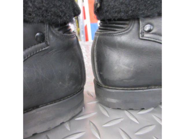 O's
MAX
WAY
HIWAY
TASTY
Boots
Five
1/2 (approximately 25.5?)