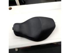Harley-Davidson(ハーレーダビッドソン) 純正シート スポーツスター1200L(’09)外し