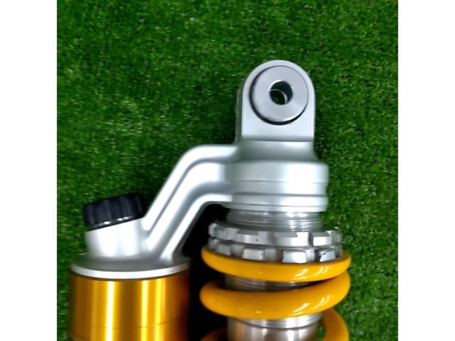 OHLINS リアサスペンション ショック