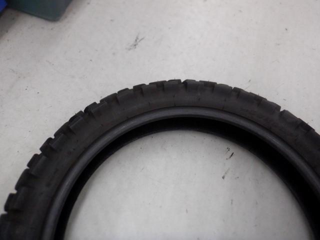 DUNLOP D605
