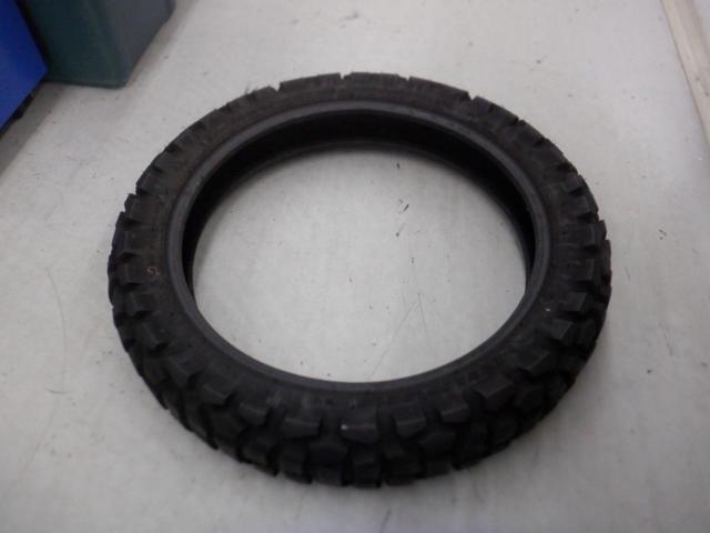 DUNLOP D605