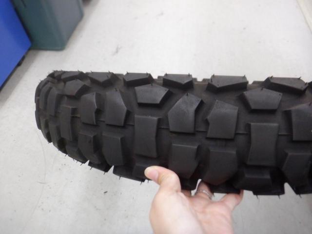 DUNLOP D605