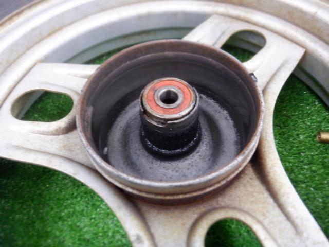HONDA 純正フロントホイール