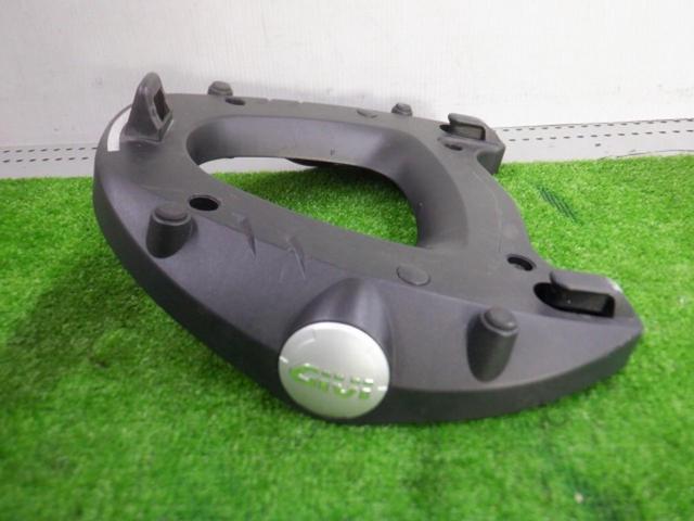 GIVI M5 モノキーケース用ベース