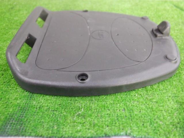 GIVI モノロックベース