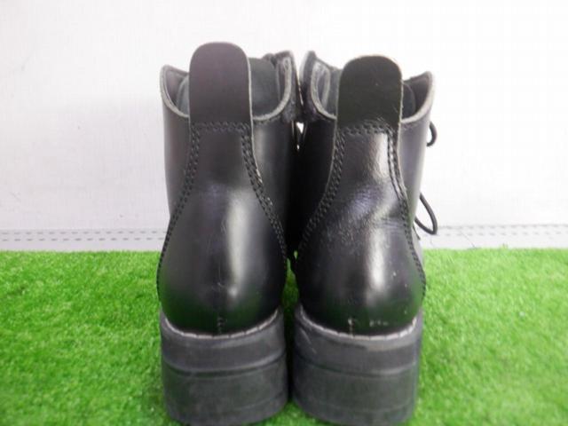 WILD
WING
Platform Swallow Boots