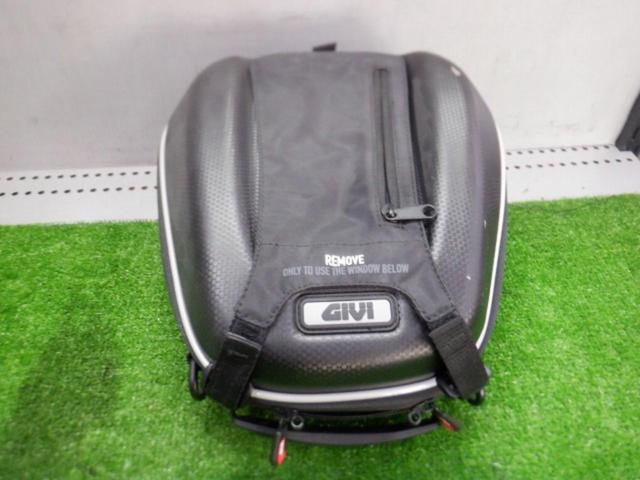 GIVI タンクバッグ