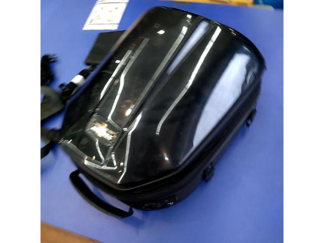 【MOTO FIZZ】 シェルシートバッグ