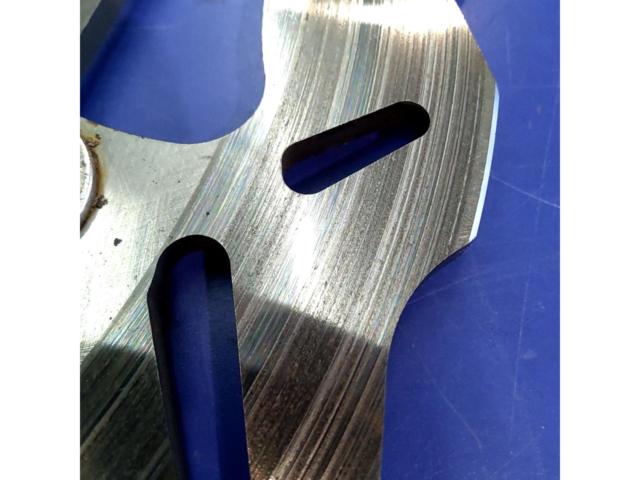 Braking disc rotor
Right and left
Removed from a NINJA1000SX ('20)