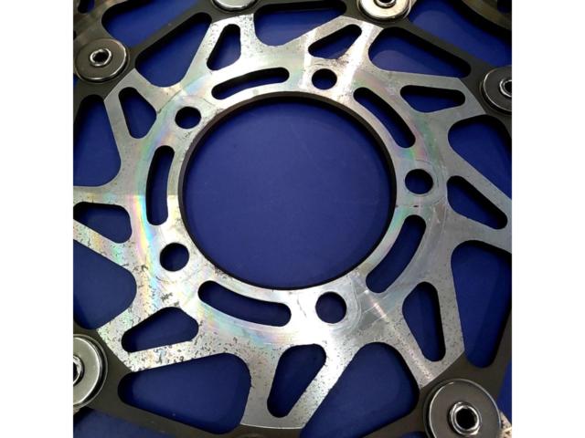 Braking disc rotor
Right and left
Removed from a NINJA1000SX ('20)
