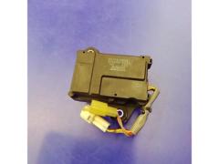 KAWASAKI (Kawasaki)
21174-0005
motor
Electric (servo motor for exhaust valve)
Removal from Z1000 (ZRT00B)