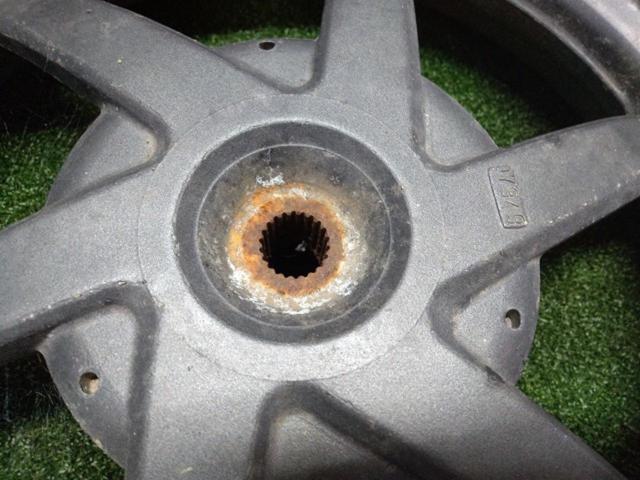 1HONDA
Original rear wheel