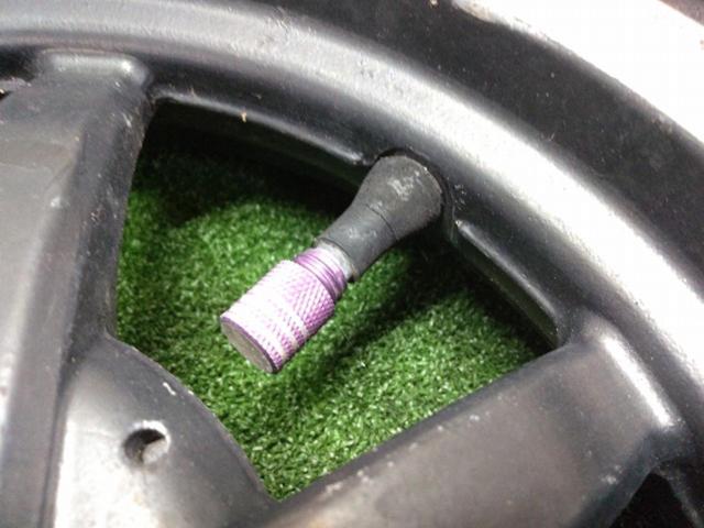 1HONDA
Original rear wheel