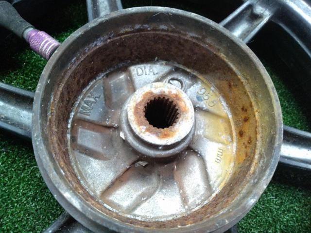 1HONDA
Original rear wheel