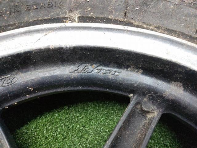 1HONDA
Original rear wheel