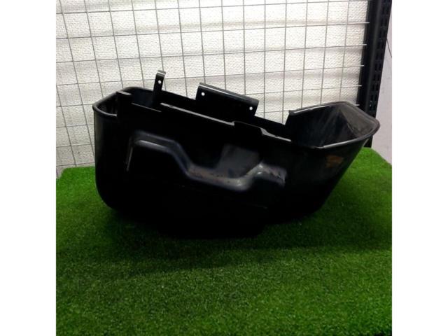 1メーカー不明 メットインボックス/シート下収納BOX