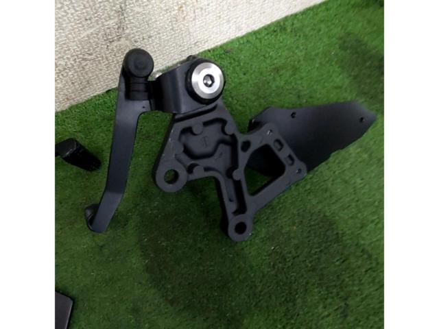 7KAWASAKI 純正メインステップ