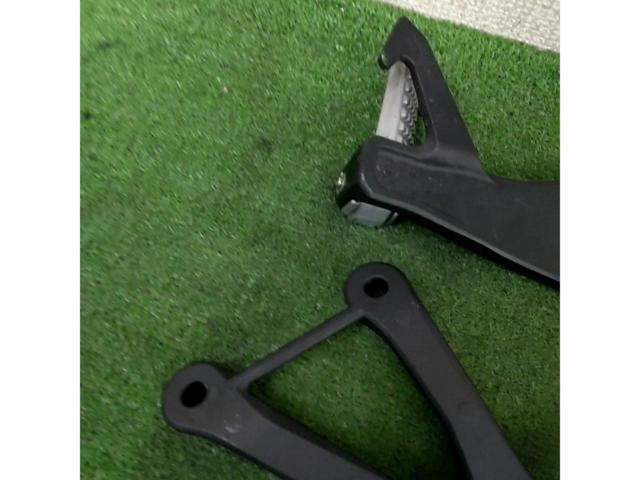 7KAWASAKI 純正タンデムステップ