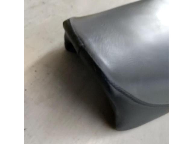 8YAMAHA 純正シート