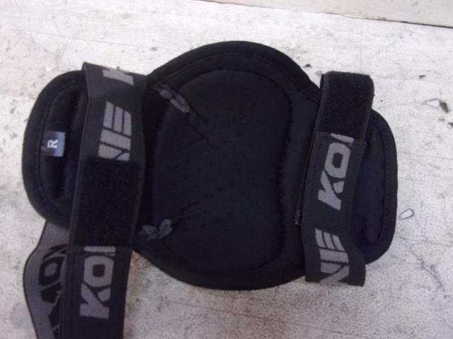 KOMINE Pro Knee Guards