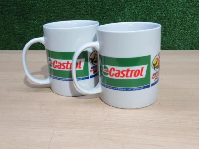 【未使用/非売品】 マグカップ2個セット 2010/FIFAコラボ カストロール