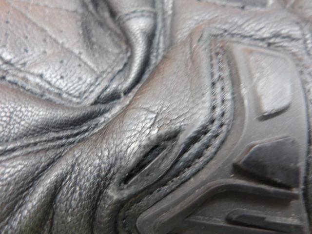 Size: L
FIVE GT2
Leather Gloves