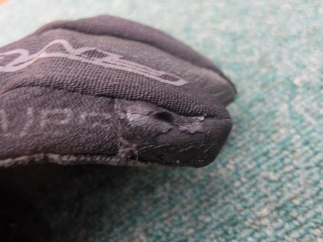Size: L
FIVE GT2
Leather Gloves