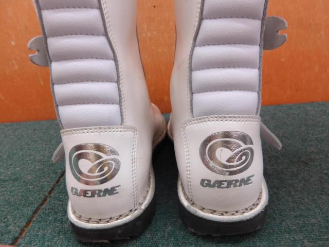 Size: 26.0cm
GAERNE
GMX
MACH80 Off-Road Boots