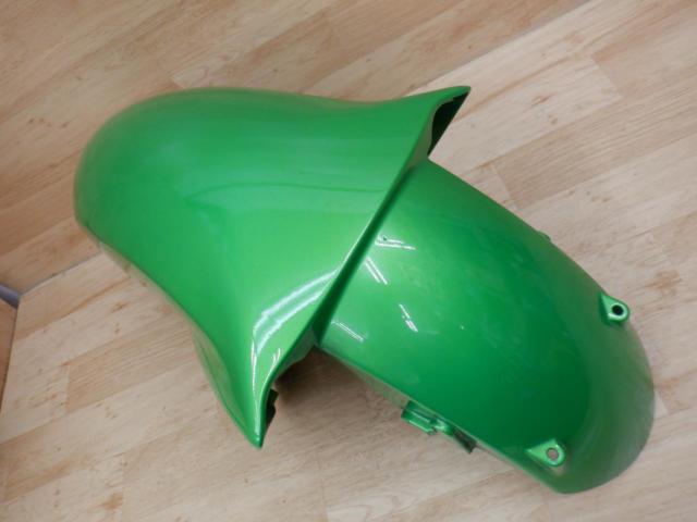 KAWASAKI
Genuine front fender
ZZR1400 / ZX-14
('06 -'11)