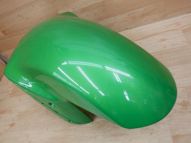 KAWASAKI
Genuine front fender
ZZR1400 / ZX-14
('06 -'11)