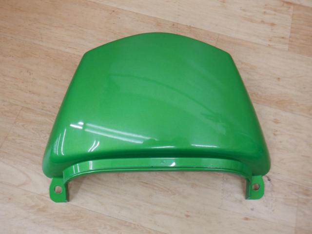 KAWASAKI
Center tail cover
ZX-14
'11 year old