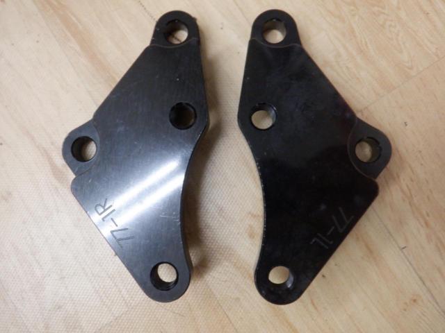 ACTIVE
Caliper support
For Brembo calipers with 65mm pitch.
Zephyr 1100 / GPZ900 (A7-A11)