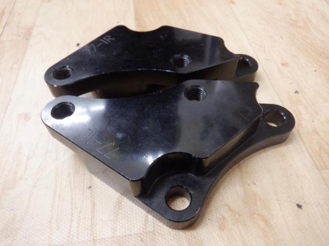 ACTIVE
Caliper support
For Brembo calipers with 65mm pitch.
Zephyr 1100 / GPZ900 (A7-A11)